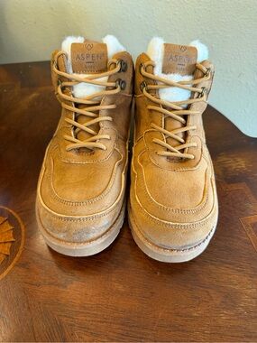 Aspen Kids Tan Suede Winter Boot with Fleece Lining